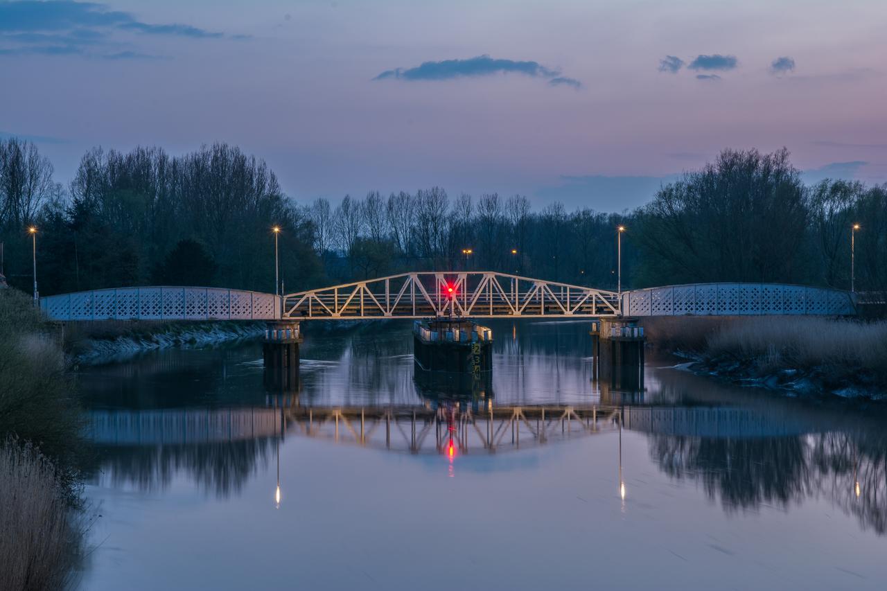 De Koolputten Waasmunster Экстерьер фото